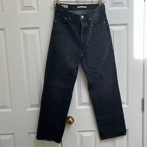 Levi’s Ribcage Straight Ankle Jean